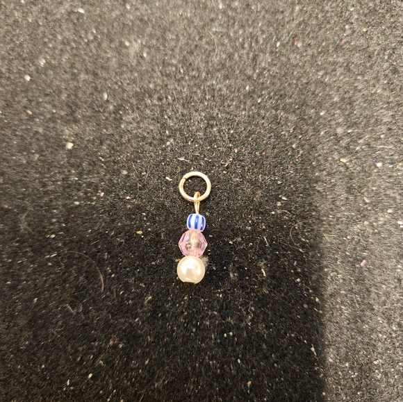 Pendant - Picture 1 of 1
